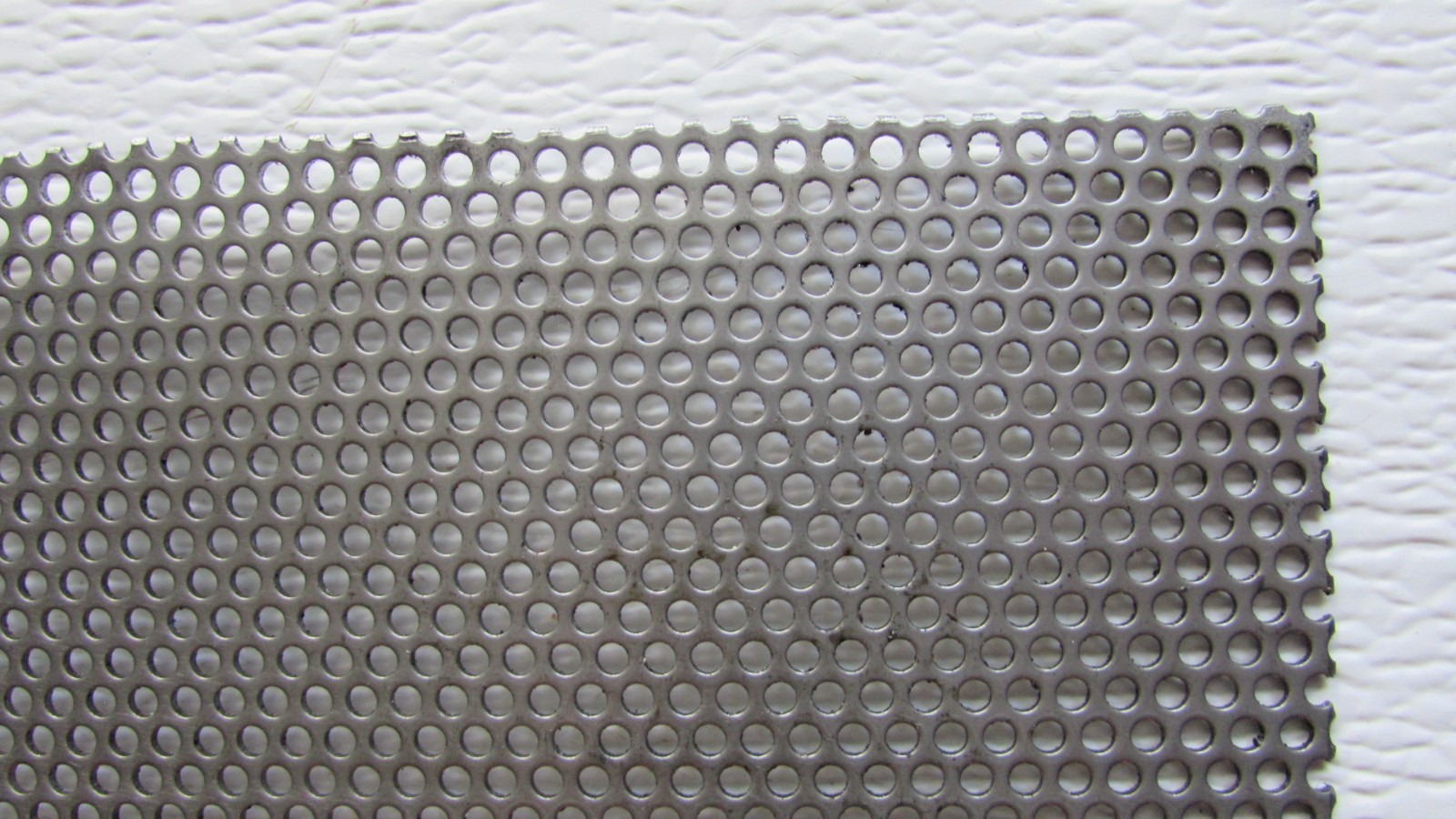 1/8″ HOLES-18 GAUGE– 304 STAINLESS STEEL PERFORATED SHEET –12″ X 12″