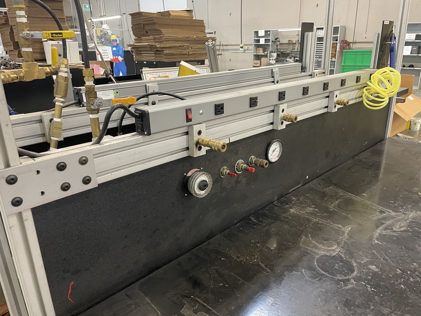80/20 Air/Pneumatic Manifold 69” Long – 1530 1.5”x3” T-Slot Aluminum w/Power