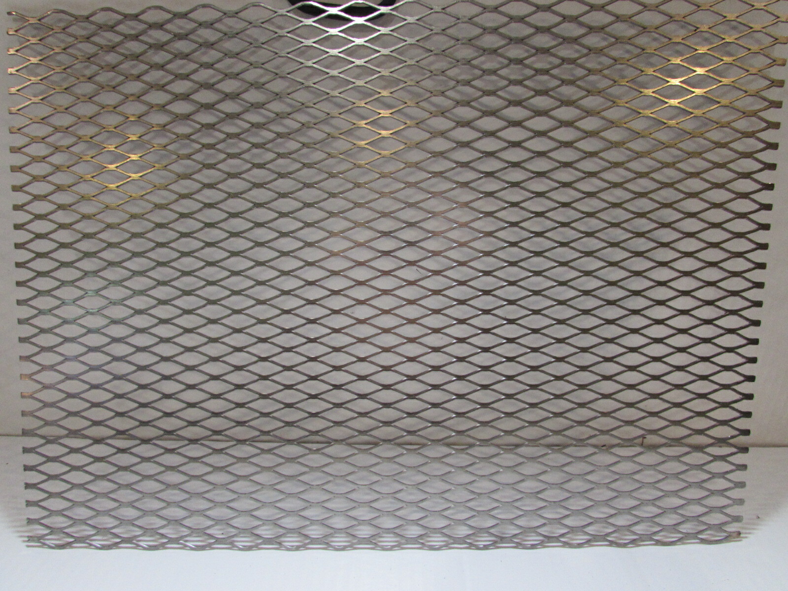 ==1/2″–#16. 304 STAINLESS STEEL FLATTENED EXPANDED METAL– 12″ x 12″==