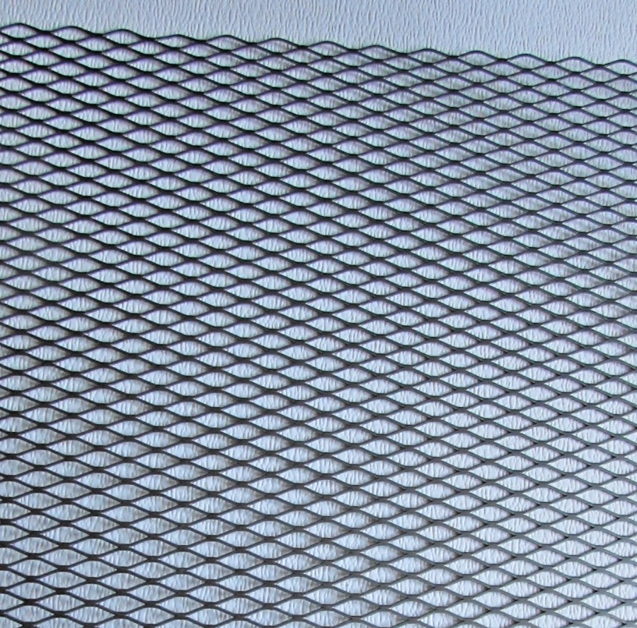 1/2 X #16 304 STAINLESS STEEL FLATTENED EXPANDED METAL—–24″ X 24″