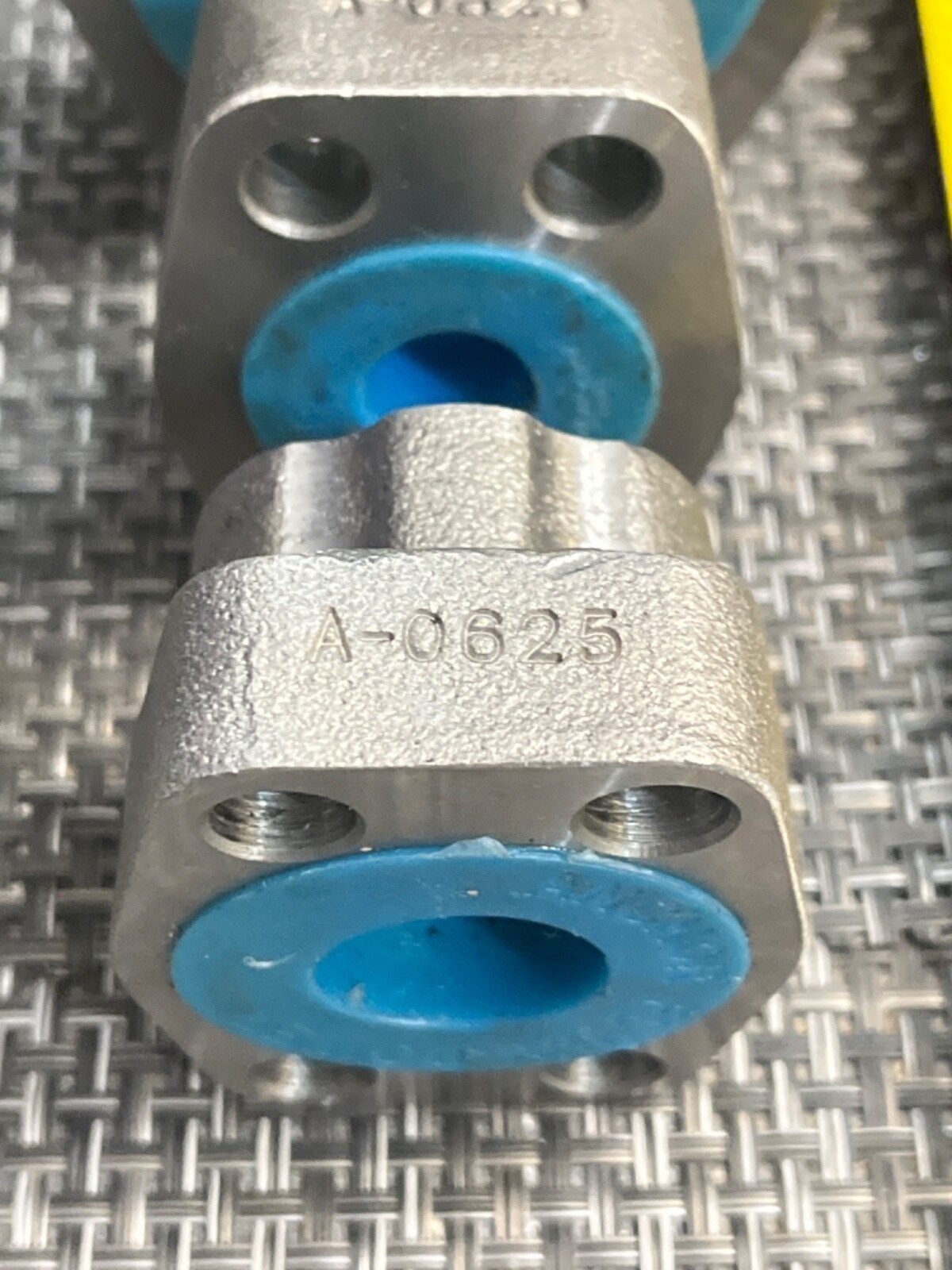 3 QTY! BULK LOT- PARKER HANNIFAN GAGE PORT SPACE FLANGE A-0625 / A-0292 — NEW