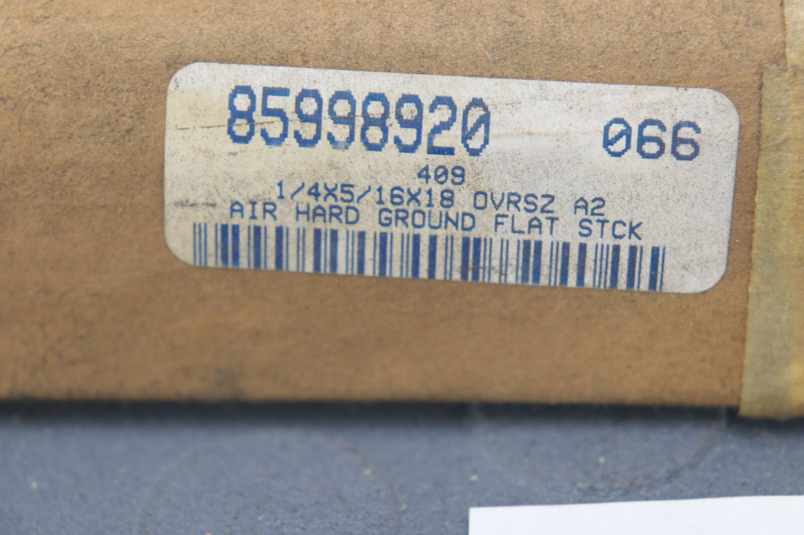 A2 A-2 TOOL STEEL 1/4″ X 5/16″ X 18″ OVERSIZED FLAT STOCK LOC2856