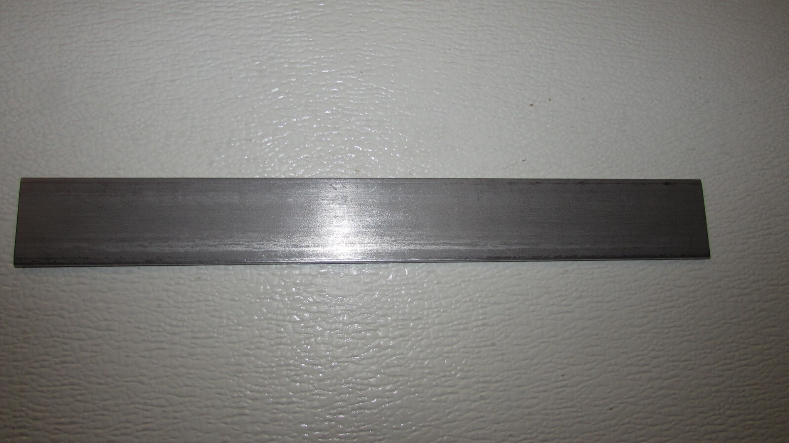 1/8″ x 1-1/2″ X 12″ 304 STAINLESS STEEL FLAT BAR