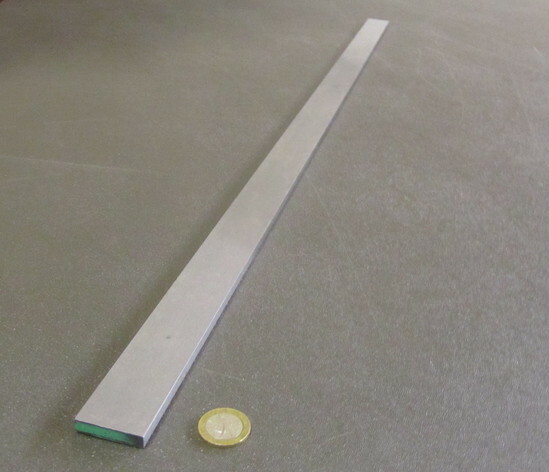 O1 Tool Steel Ground Bar 1/4″ (+/-.001″) Thick x 1 1/4″ Wide x 36″ Length