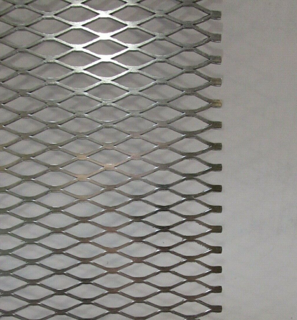 1/2-#16. 304 STAINLESS STEEL FLATTENED EXPANDED METAL 24″ X 24″