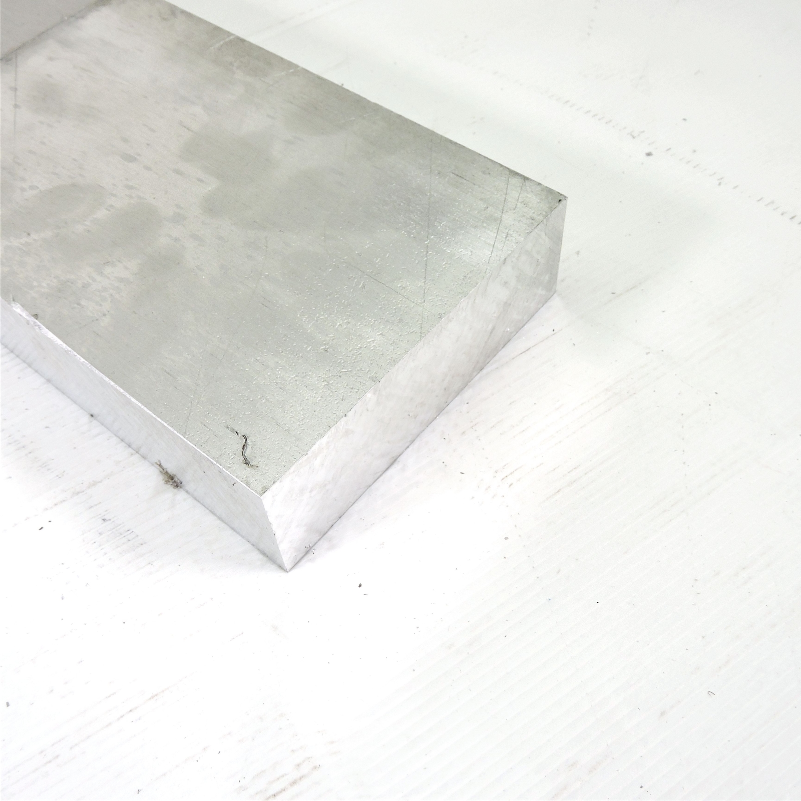 1.75″ thick 1 3/4 Aluminum 6061 PLATE 5.25″ x 38.375″ Long sku 125659