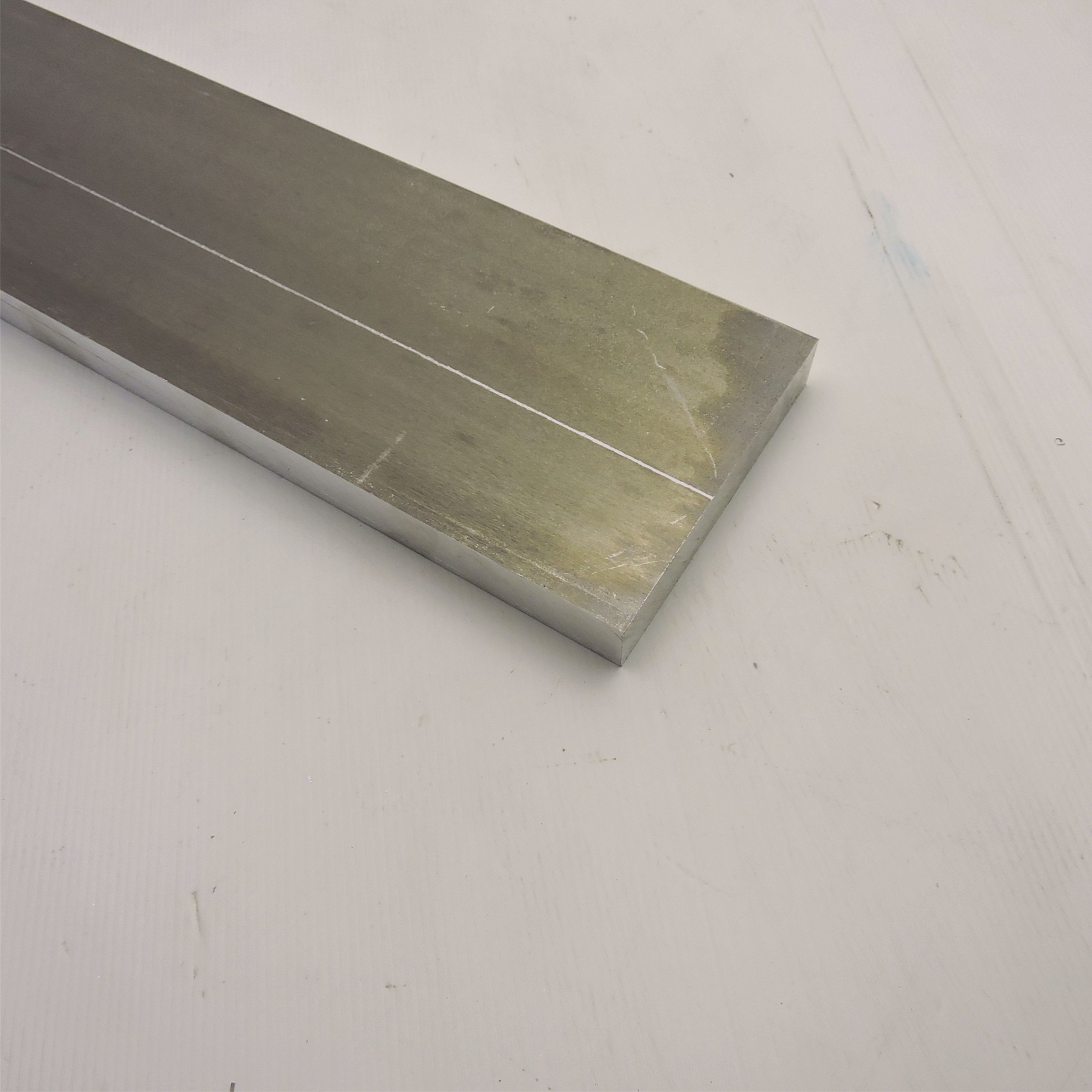 1″ thick Aluminum 6061 PLATE 5.875″ x 23.5″ Long sku 340525