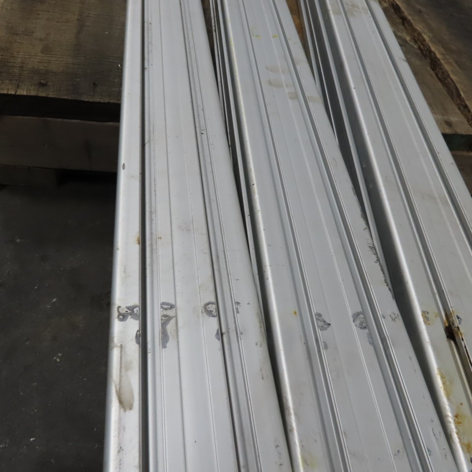 3-1/2×3-1/2×10′ Smooth Aluminum T-Slotted Extrusion Profile 80/20 Style Lot of 3
