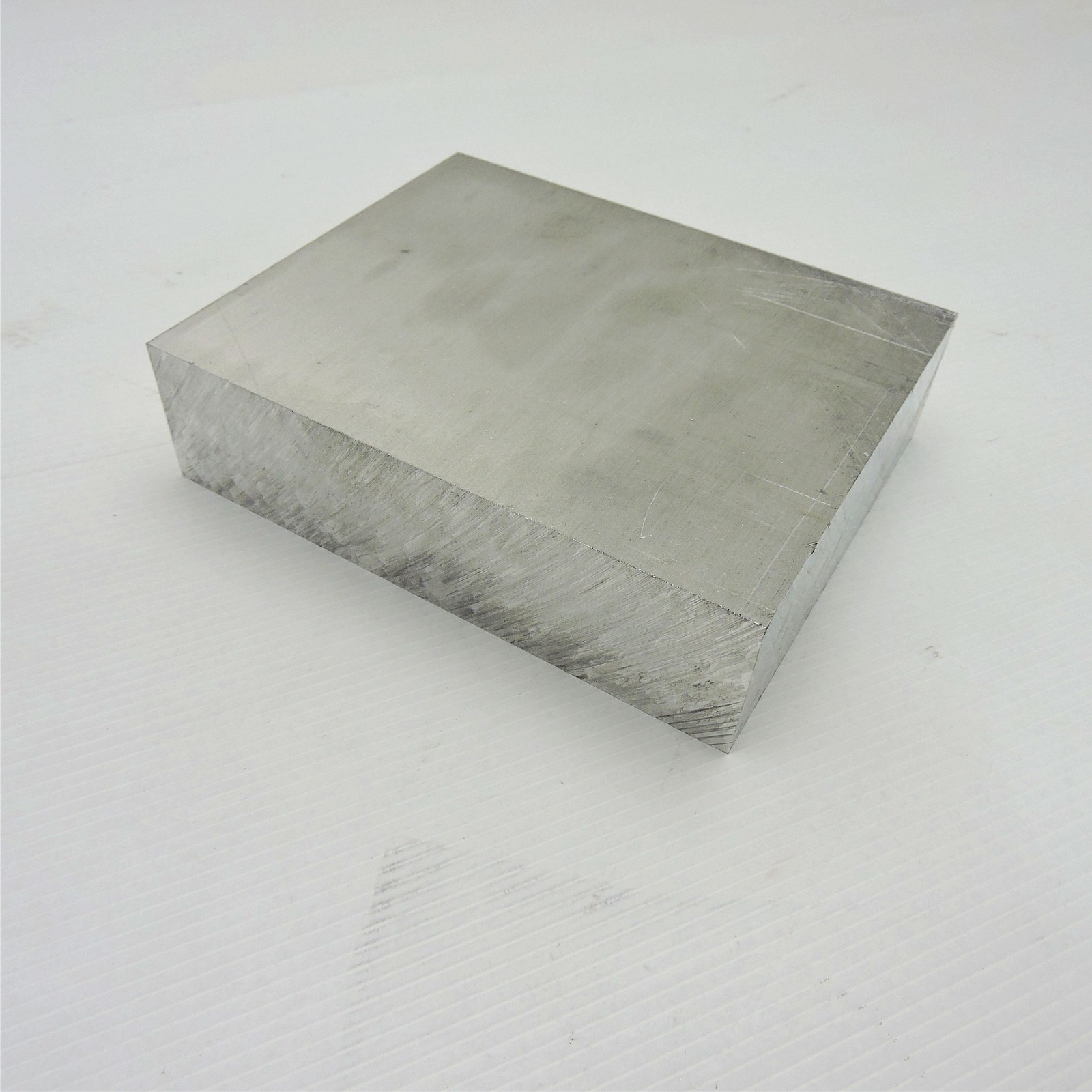 1.5″ thick 1 1/2 Aluminum 6061 PLATE 4.5″ x 7.875″ Long sku 340500