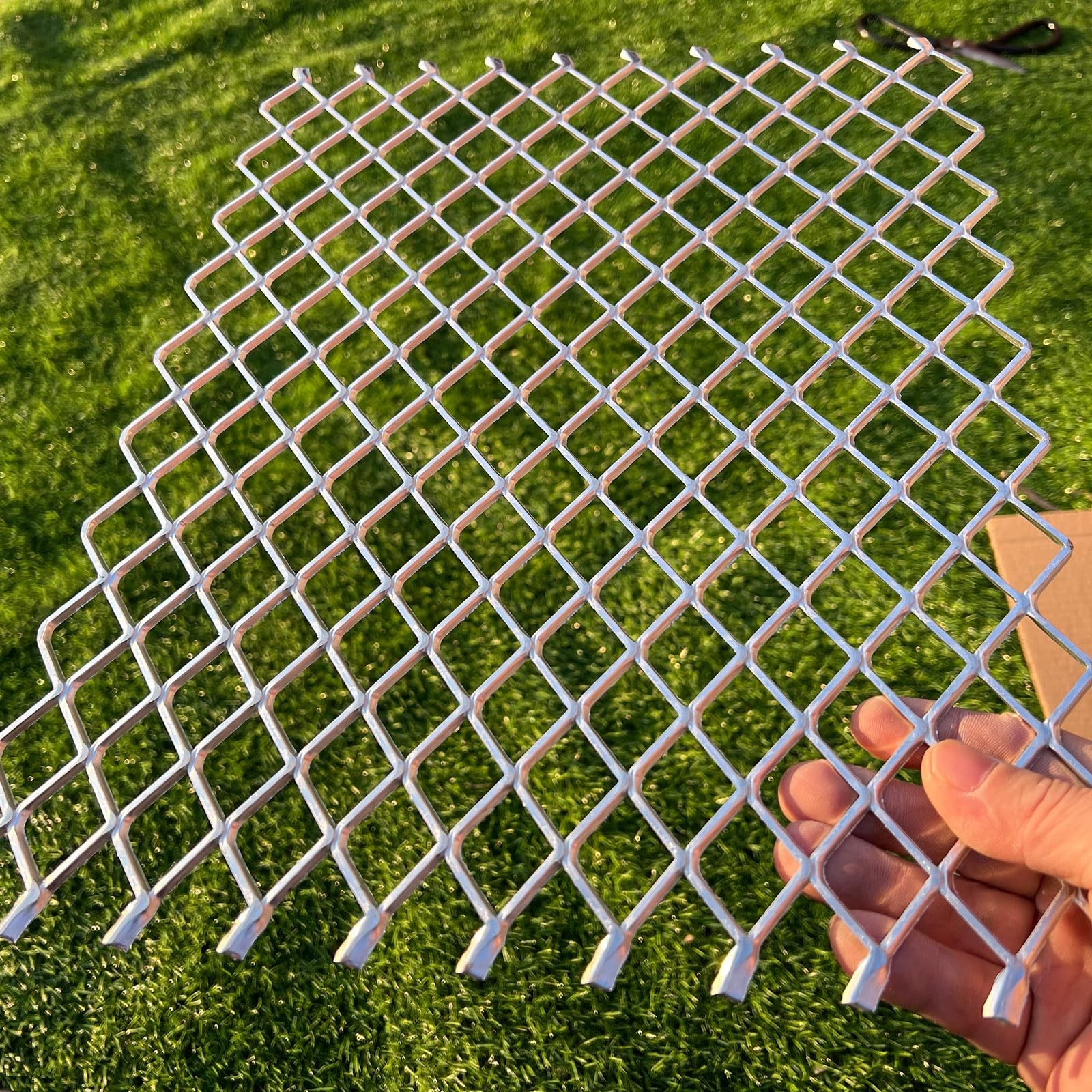 12 Gauge 16inch by 12inch | Rhombus Hole 1X1.3|Aluminum Expanded Meta…