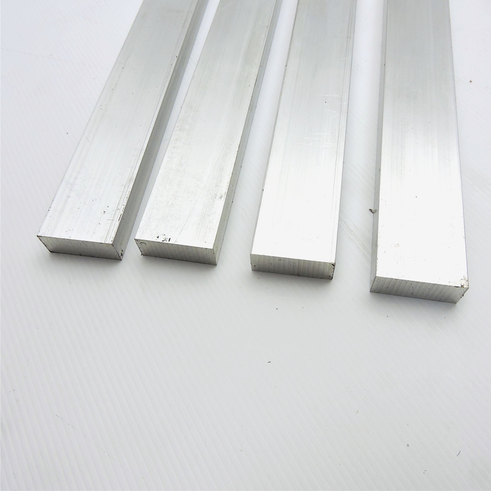 .625″ x 1.25″ Aluminum 6061 FLAT BAR 36″ Long new mill stock QTY 4 sku A747