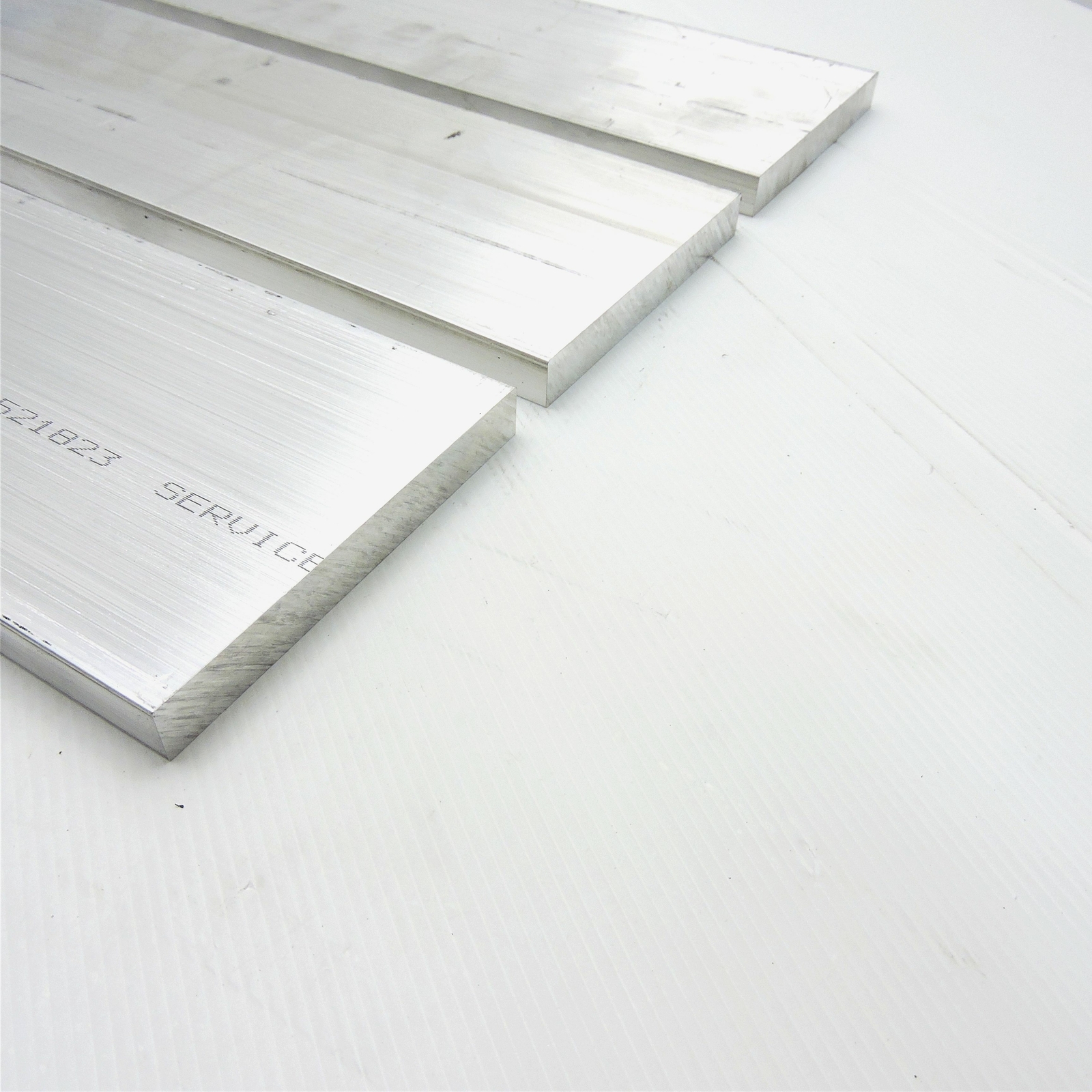 .625″ x 4.5″ Aluminum 6061 FLAT BAR 19.625″ Long new mill stock QTY 3 sku L543