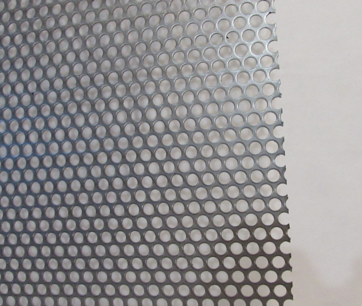 1/4″ HOLES – 16 GAUGE- 304 STAINLESS PERFORATED SHEET—4-3/4″ X 12-3/4″