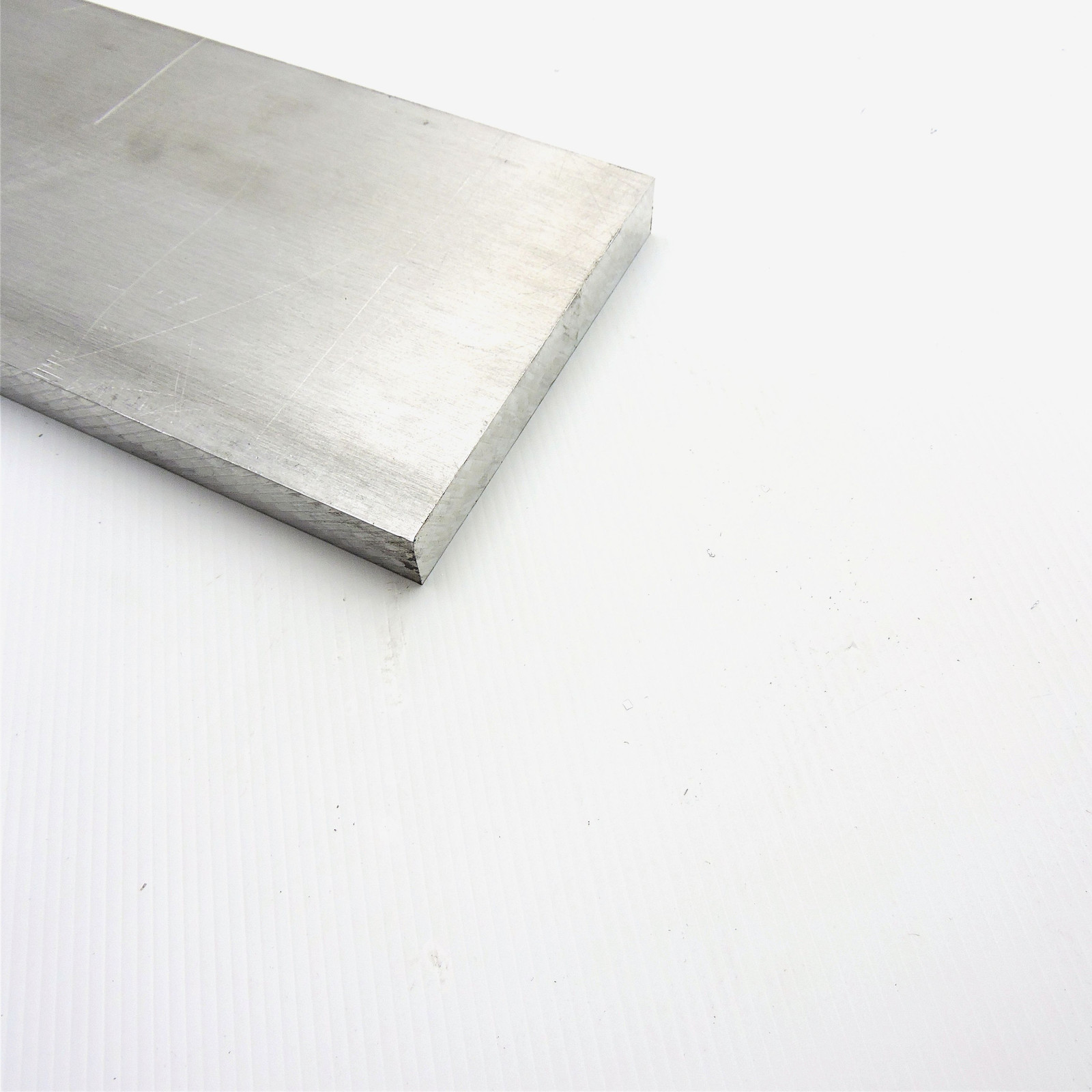 .75″ thick 3/4 Aluminum 6061 PLATE 5.25″ x 22.625″ Long sku 335490*