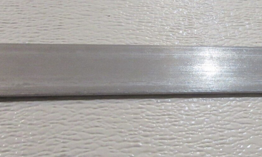 1/8″ x 1-1/2″ X 12″ 304 STAINLESS STEEL FLAT BAR