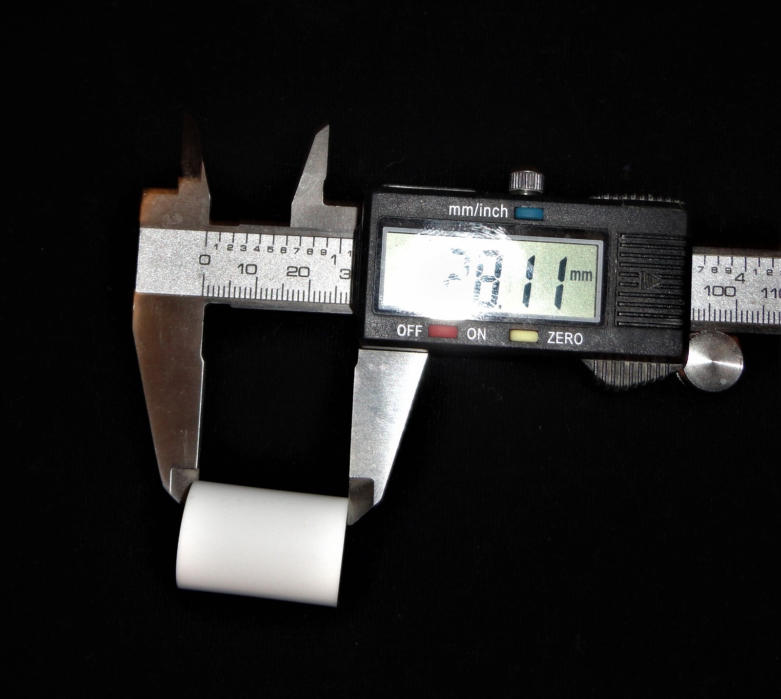 LOT OF SIX 1.070″ L x 0.750″ OD COUNTERBORED 96% ALUMINA BUSHING No.: 294
