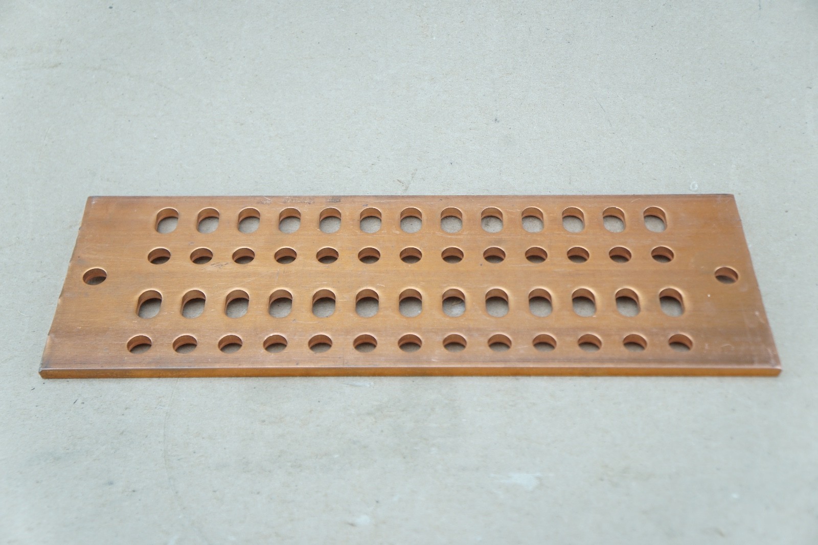 (1) New Miroc Buss Bar 4″ x 12″ Universal Hole Pattern BB412U Ships FREE