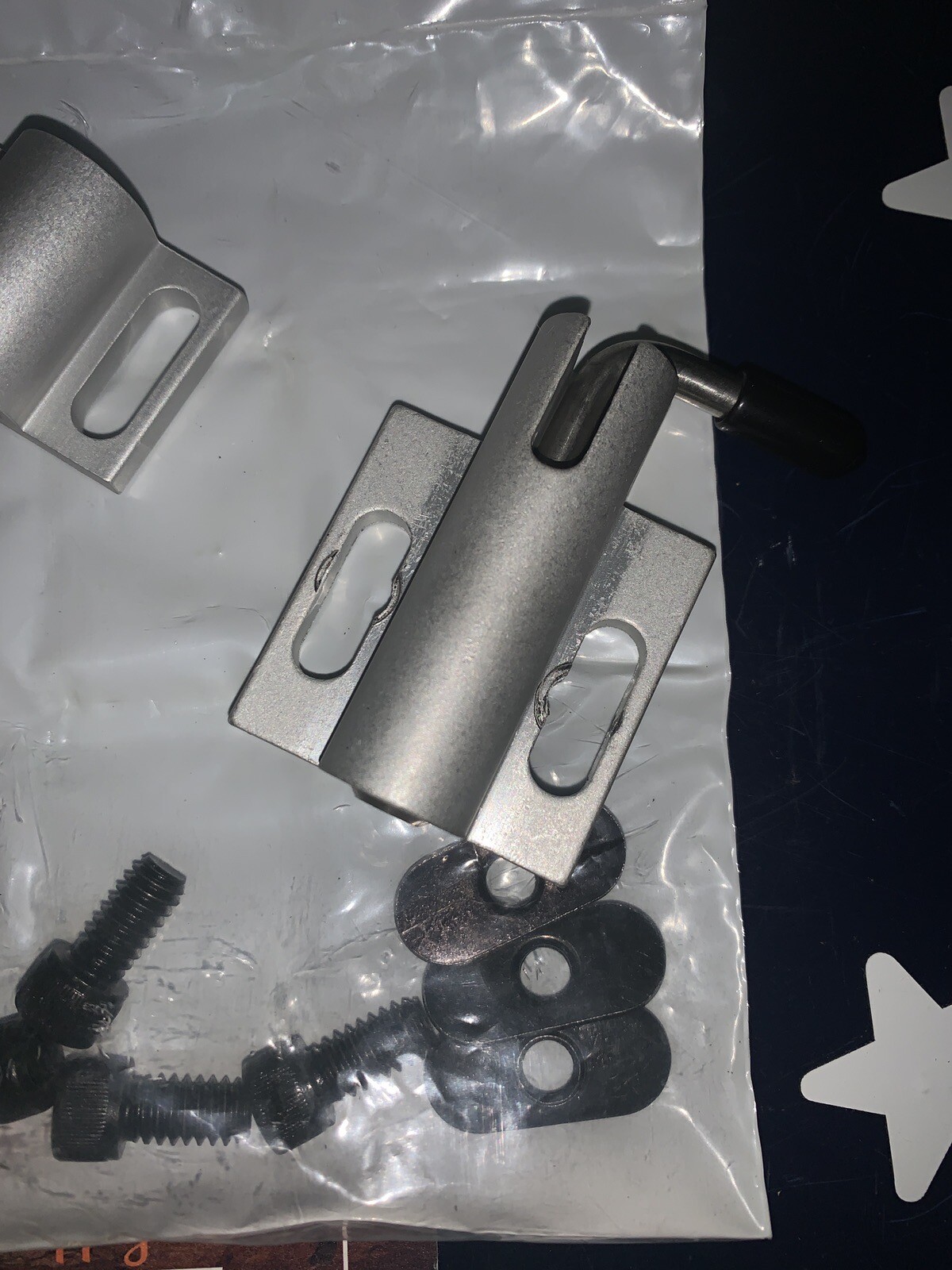 80/20 2107 Deadbolt Latch 10 & 15 Series 1-1/2 In.