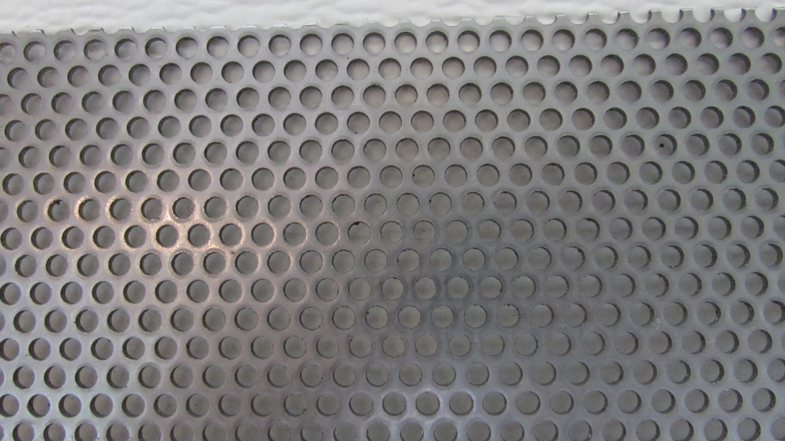 1/8″ HOLES—18 GAUGE 304 STAINLESS PERFORATED SHEET– 6″ X 24″