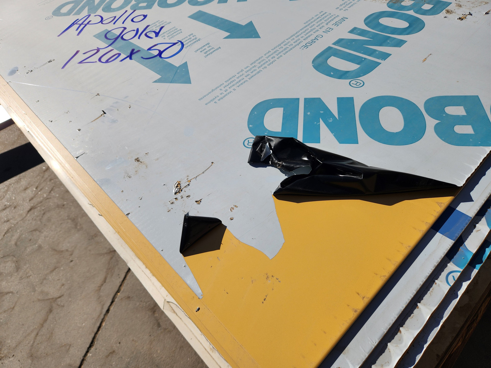 Aluminum Composite Panel – 10.5′ x 50″ x 0.15″ – Exterior Sign Cladding Sheet