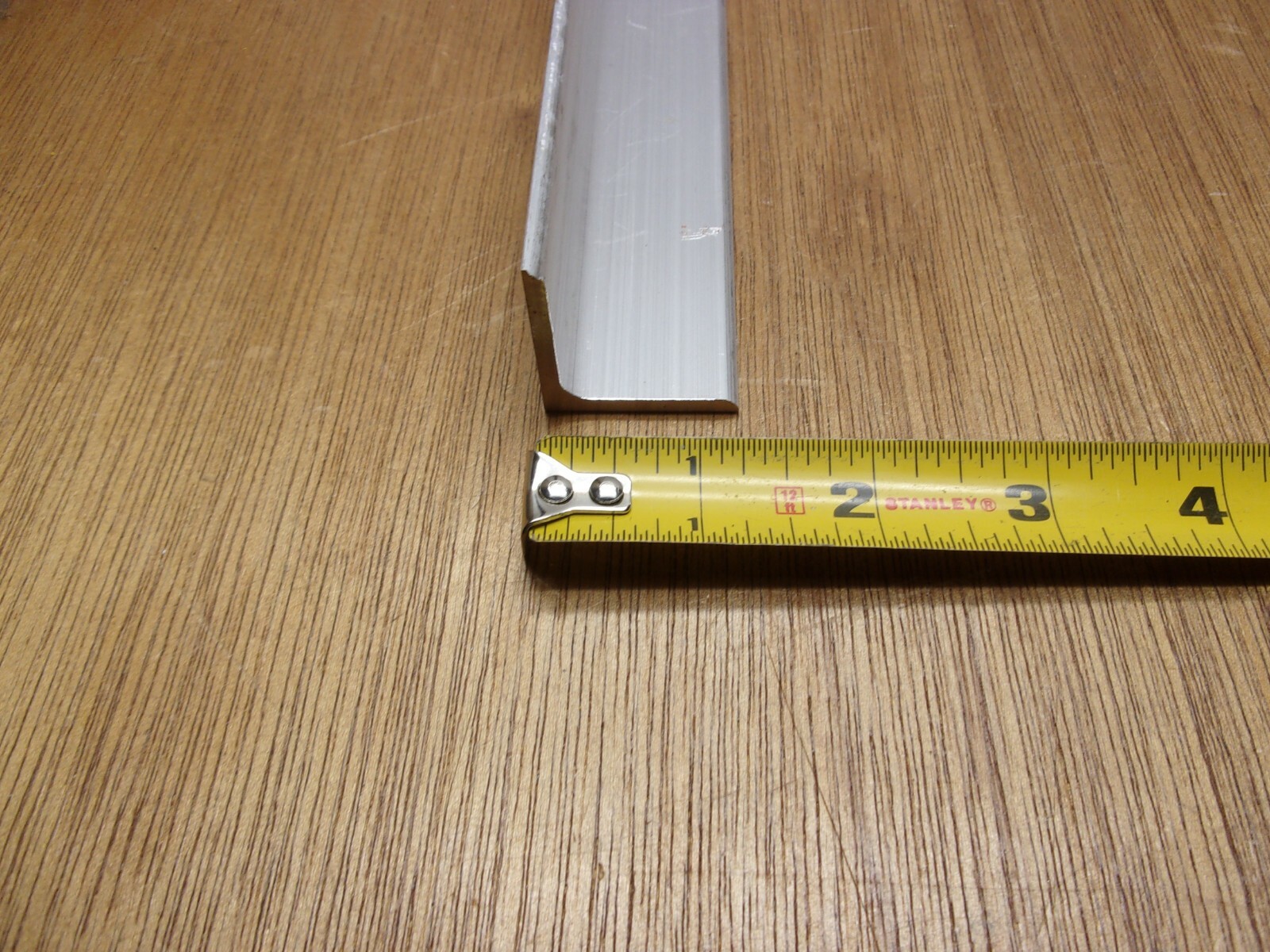 1-1/4″ Leg X 1/8″ X 12″ 6061 Aluminum Angle Stock