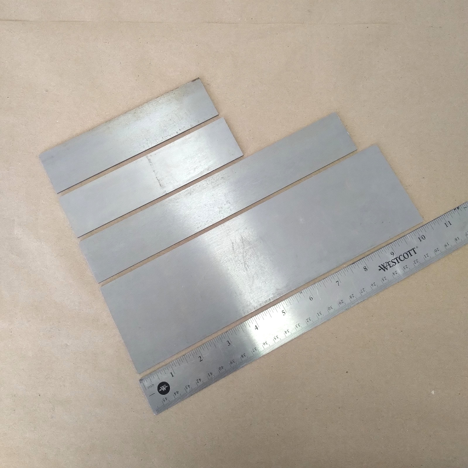 TOOL STEEL SHEET 5/64″ FLAT GROUND STEEL, LOT OF 4 VARIOUS LENGTH & WIDTH