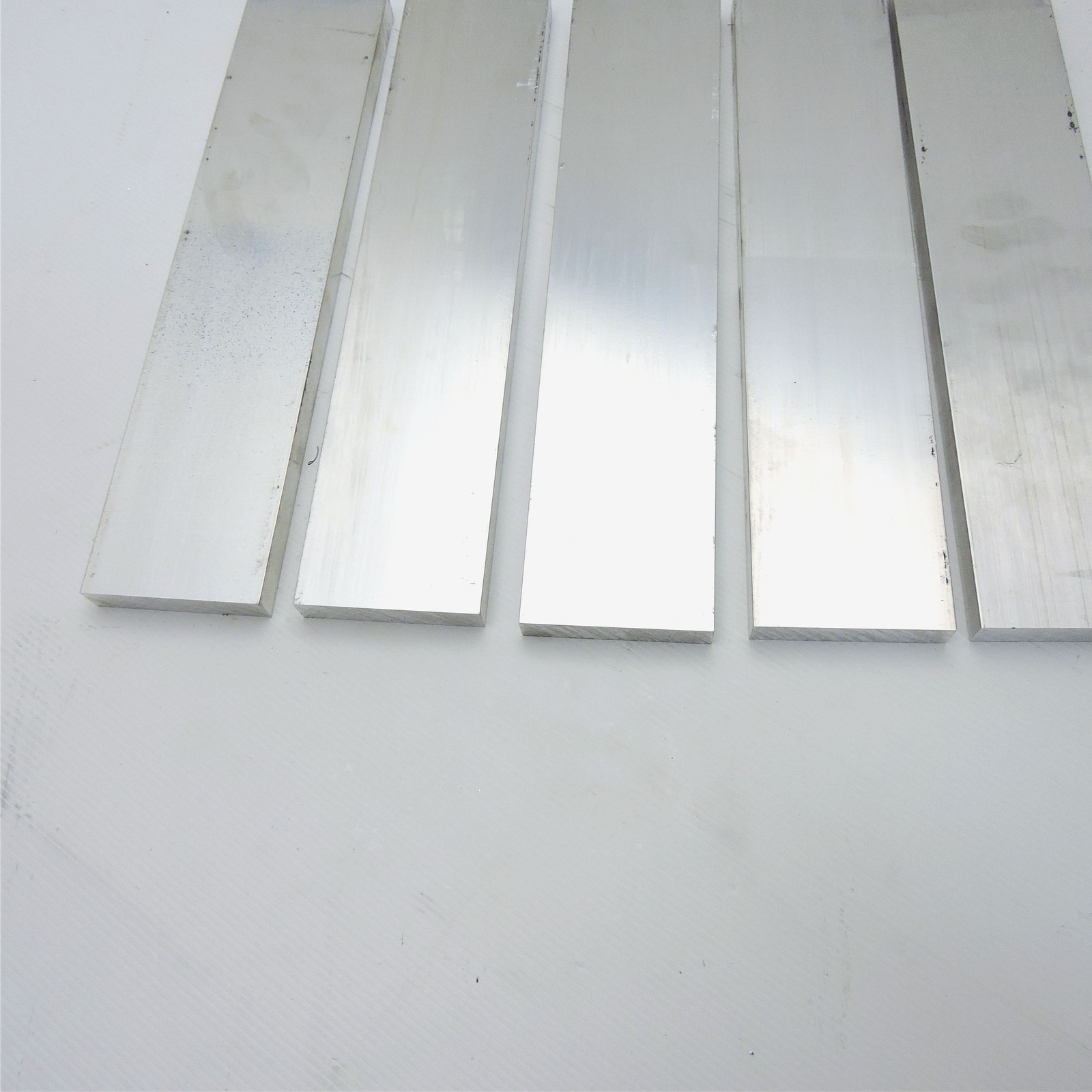 .625″ x 3.375″ Aluminum 6061 FLAT BAR 4.5″ Long new mill stock QTY 5 sku M301