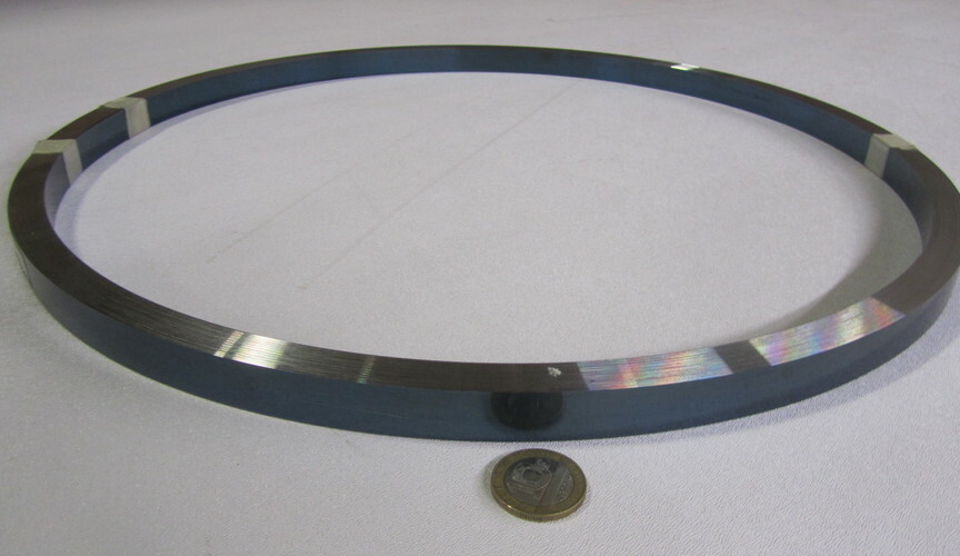 1095 Hard Blue Tempered Spring Steel Shim .010″ Thick x 0.625″ Wide x 1200″ Long