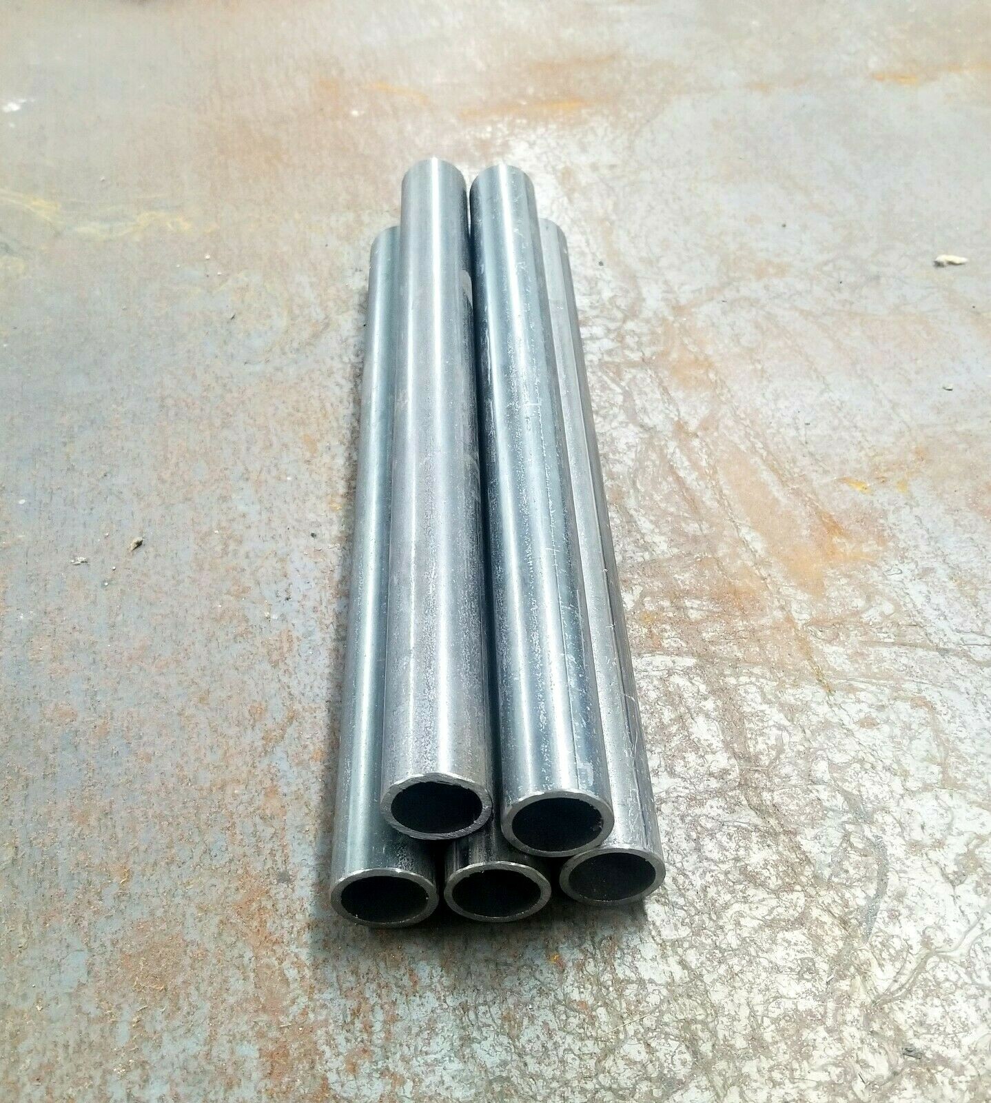 3/4″ STEEL PIPE, five 12″ pieces, schedule 40, outside diameter 1.05″