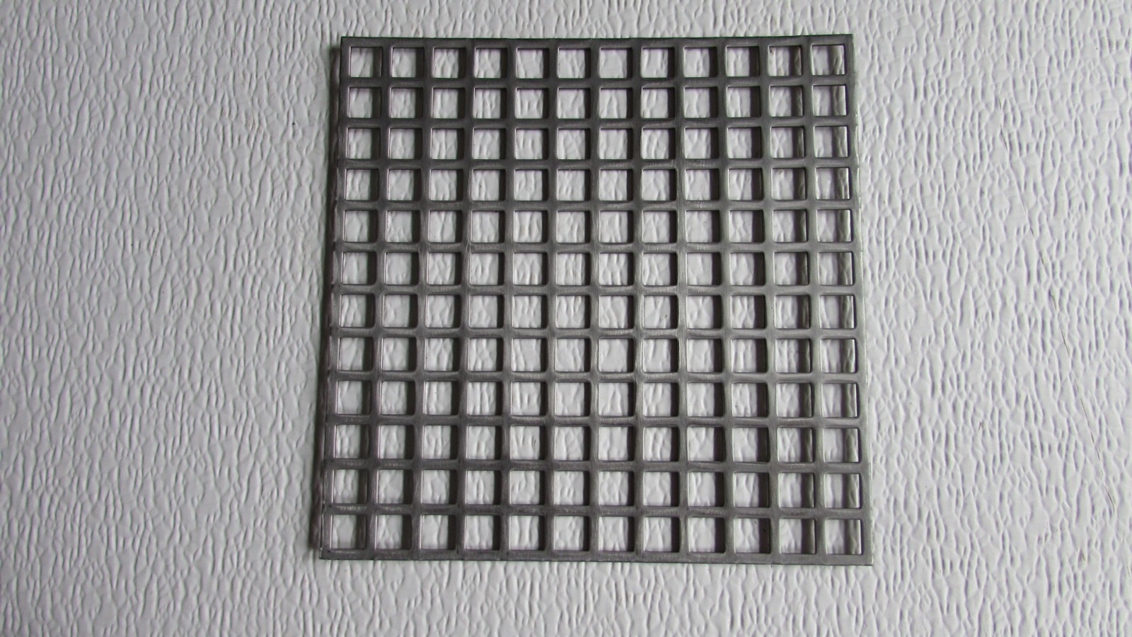 PERFORATED METAL 16 GAUGE–PLAIN STEEL– 3/8″ SQUARE ON 1/2″ CENTERS 6″ X 6″