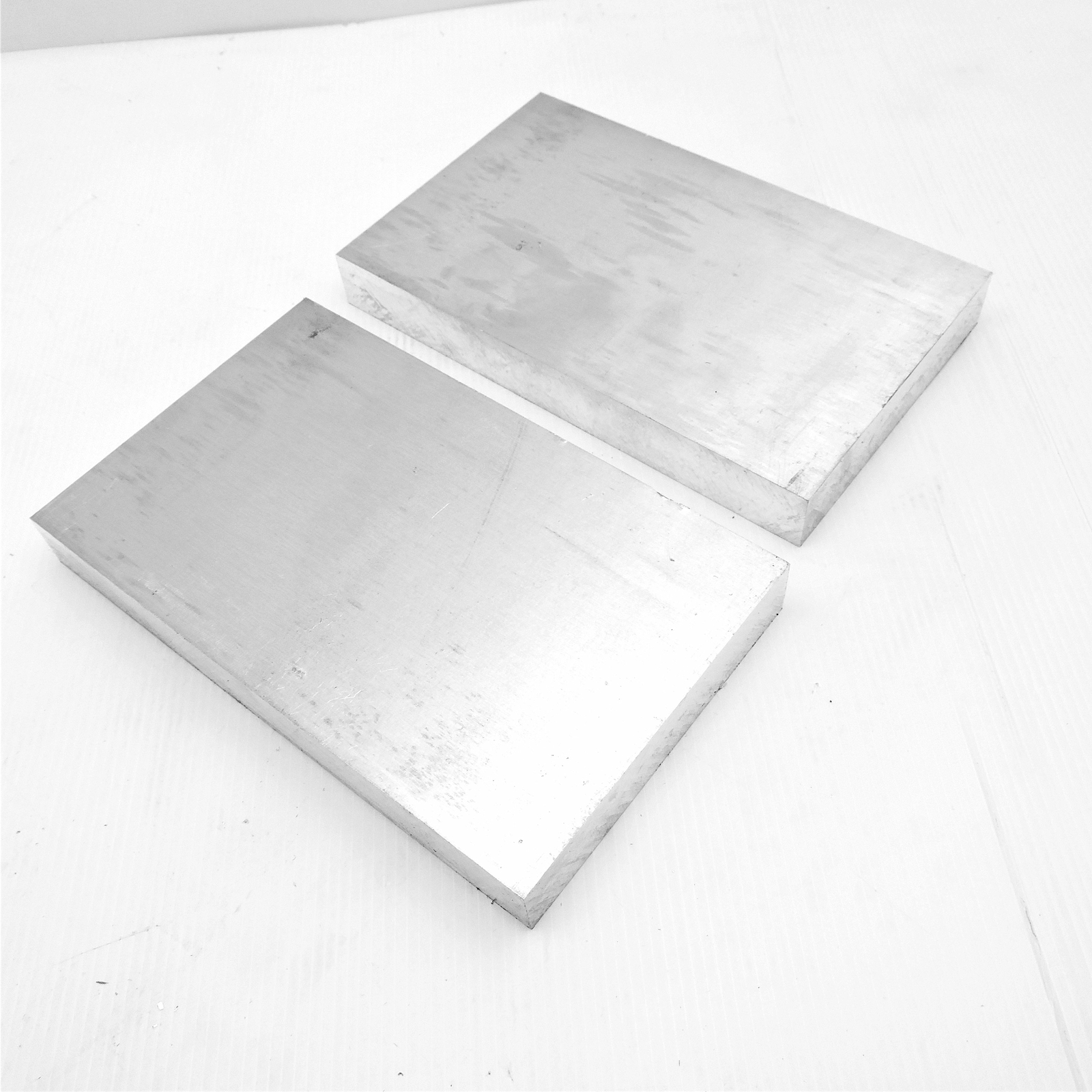 1.125″ thick 1 1/8 Aluminum 6061 PLATE 5.875″ x 9.375″ Long QTY 2 sku 122269
