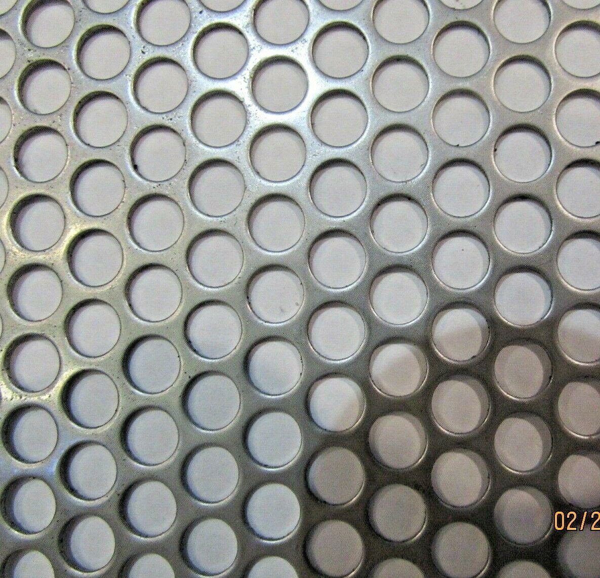 ==1/4″ HOLES 16 GAUGE 304 STAINLESS STEEL PERFORATED SHEET– 11-1/2″ X 12″==