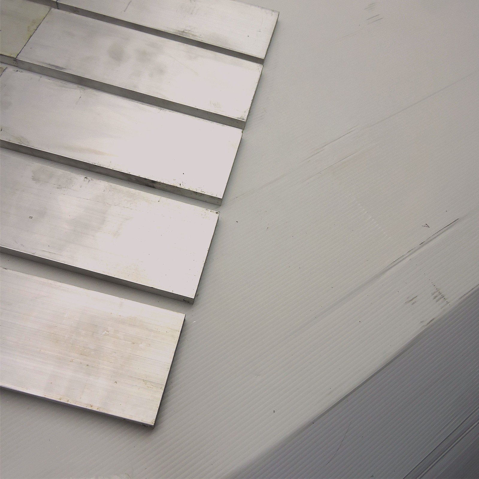 .625″ x 5″ Aluminum 6061 FLAT BAR 7.875″ Long new mill stock QTY 5 sku L414