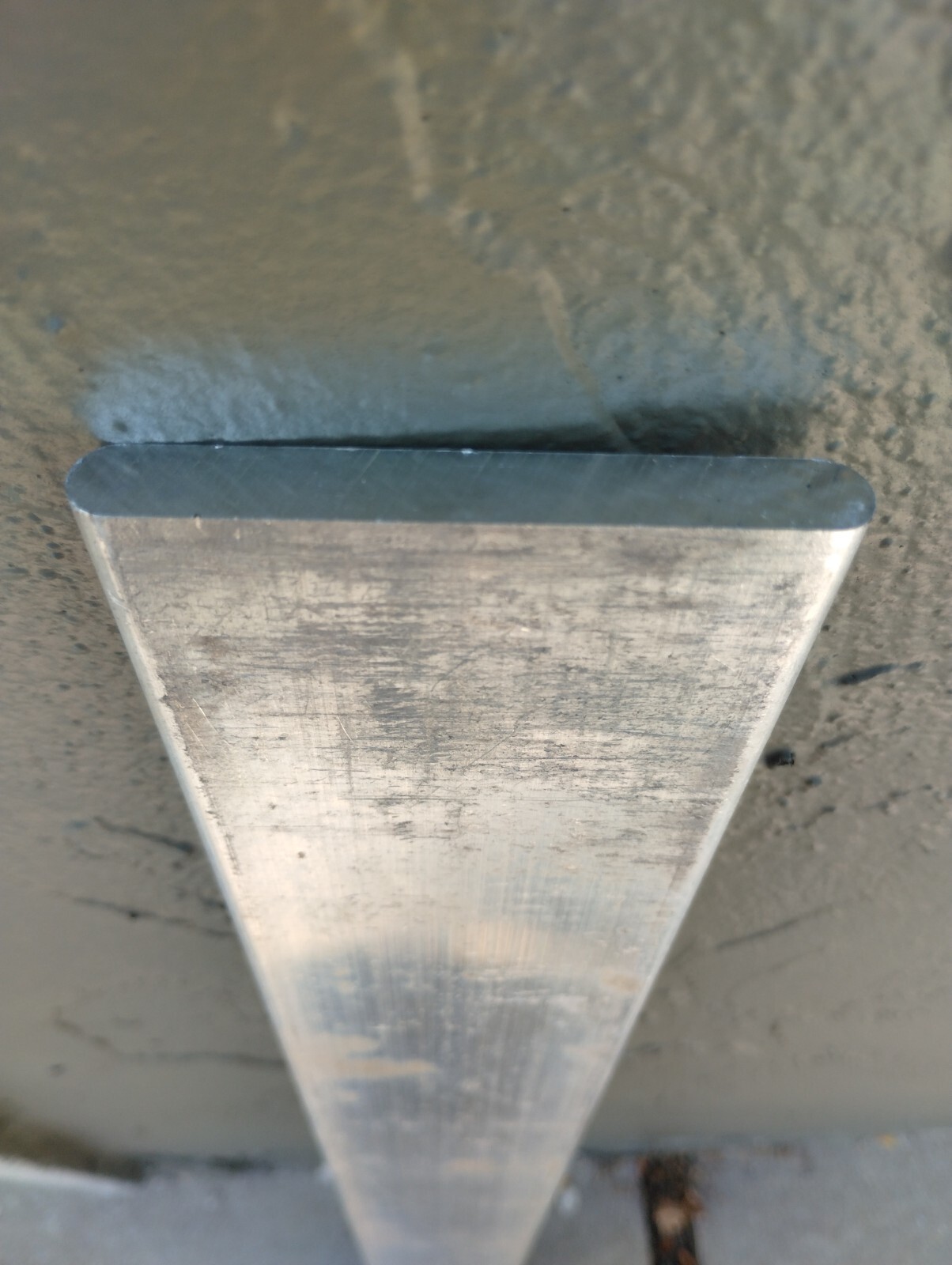 3/8″ x 3″ x 36″ 6101-T61 Aluminum Flat Bar – Rounded Edge New