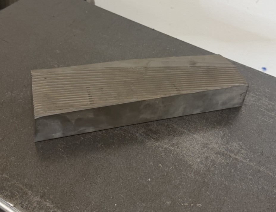 LOT OF (1), D-2 TOOL STEEL BAR STOCK flat plate D2, 1 1/2″ x 2 5/8″ x 8-7/8″