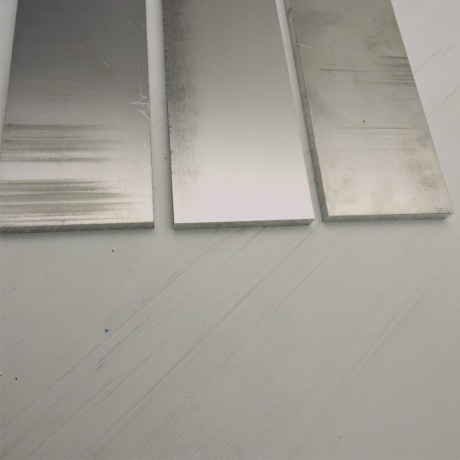 .625″ thick 5/8 Aluminum 6061 PLATE 4.125″ x 21.875″ Long QTY 3 sku 180902
