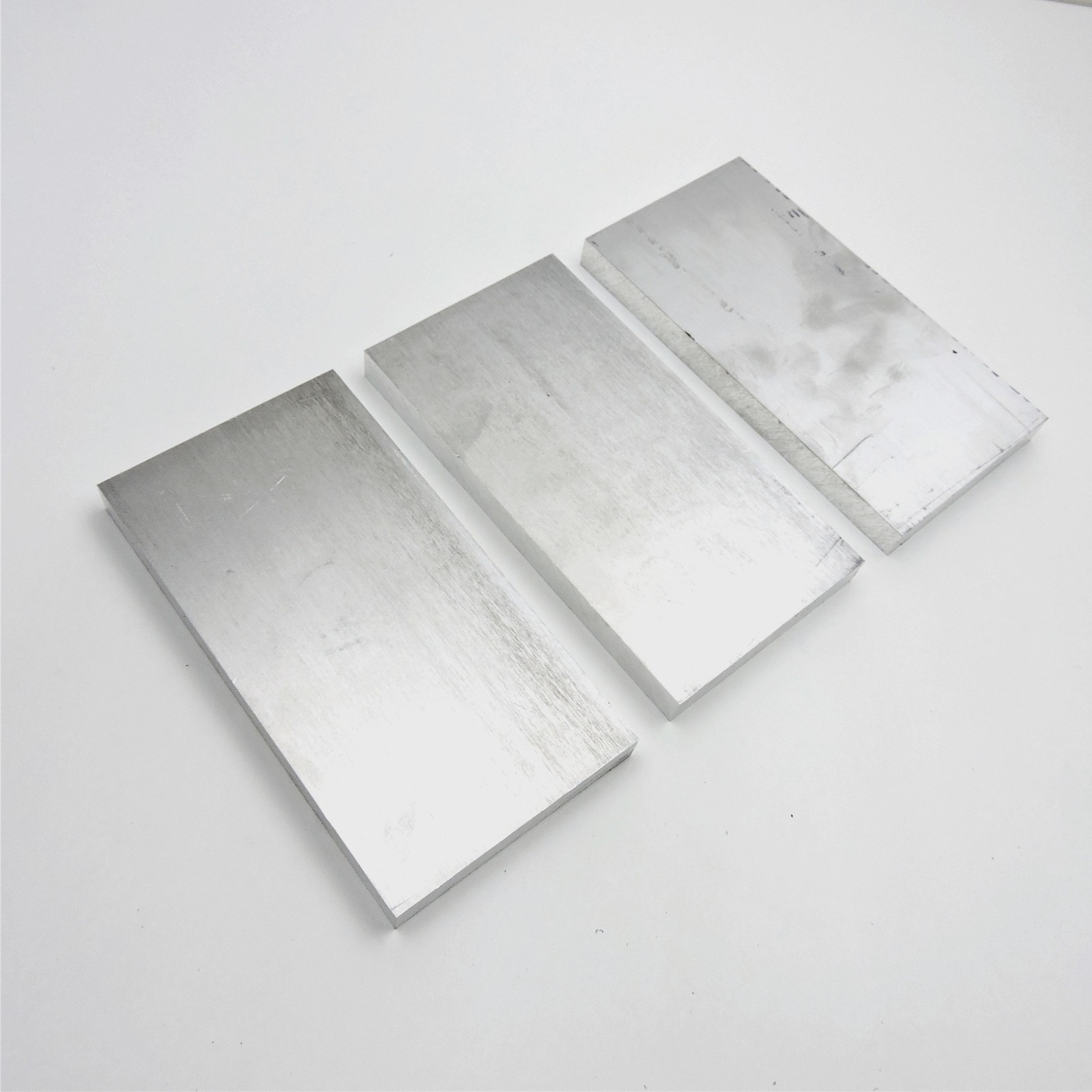 .625″ thick 6061 Aluminum PLATE 4.875″ x 14.875″ Long QTY 3 Flat sku 137133