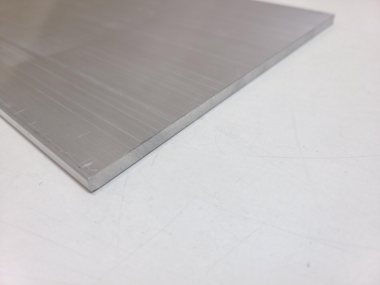 6061 Aluminum Flat Bar, 1/4″ x 8″ x 18″ long, Solid Stock, Plate, Machining