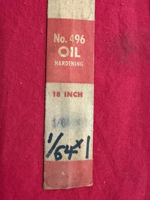 Starrett 1/64 x 1 x 18″ No. 496 Oil Hardening Ground Flat Stock – Rust – Old