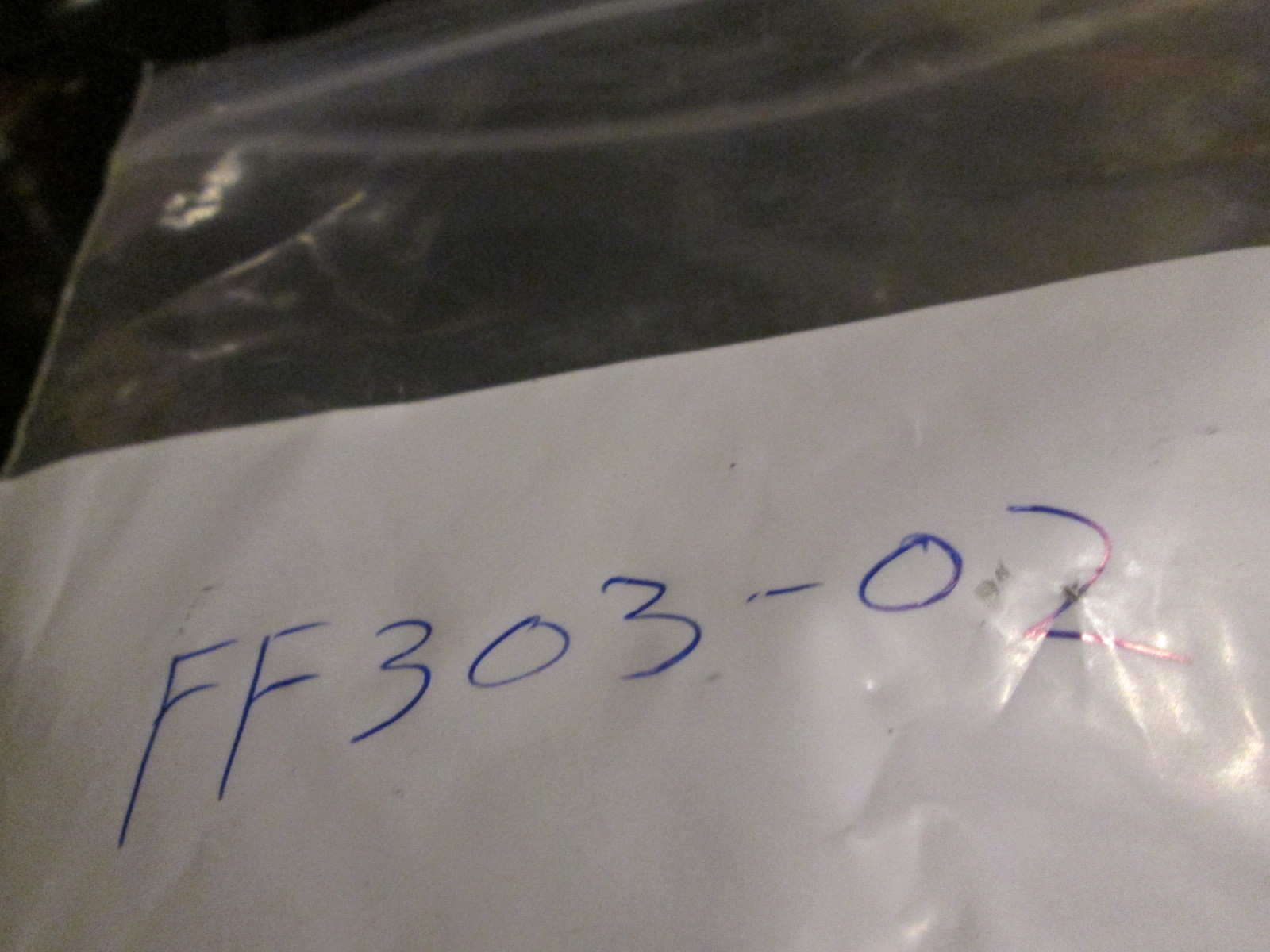 Flanged Oilite Precision Bushings Lot (6 pcs) FF303-02(b) Powdered Metal Bronze