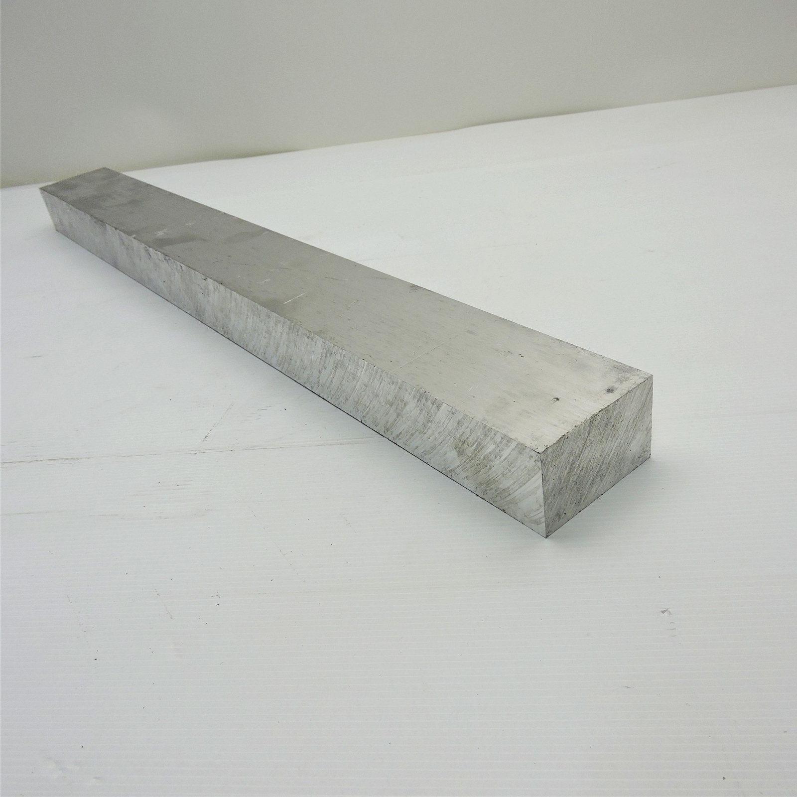 1.75″ thick 1 3/4 Aluminum 6061 PLATE 3.5″ x 32.75″ Long sku 125055*