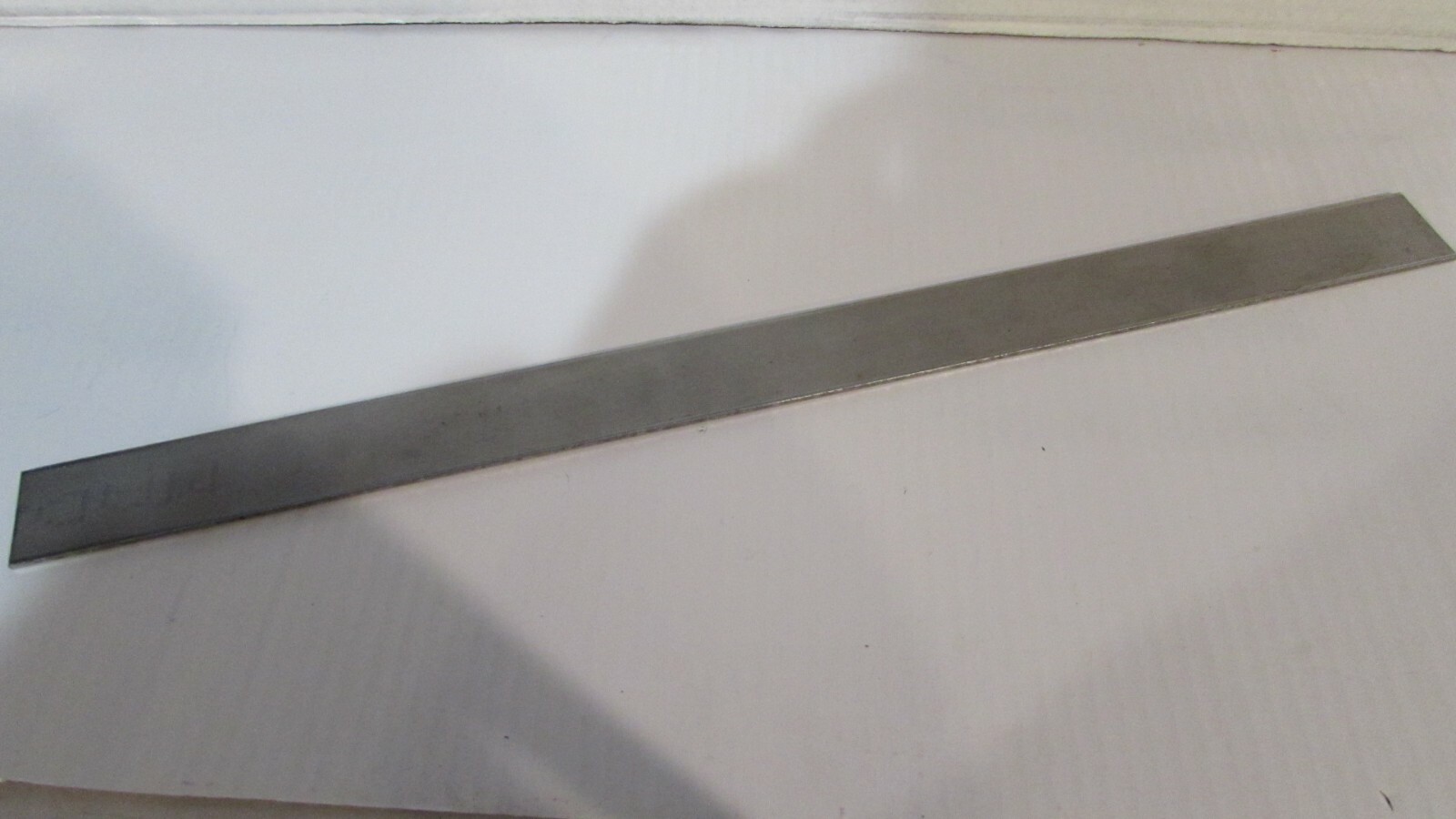 1/8″ x 1-1/2″ X 6″ 304 STAINLESS STEEL FLAT BAR