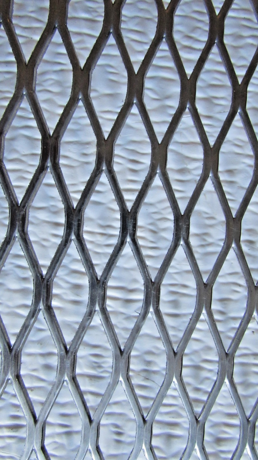 1/2 X #16 304 STAINLESS STEEL FLATTENED EXPANDED METAL—–24″ X 24″