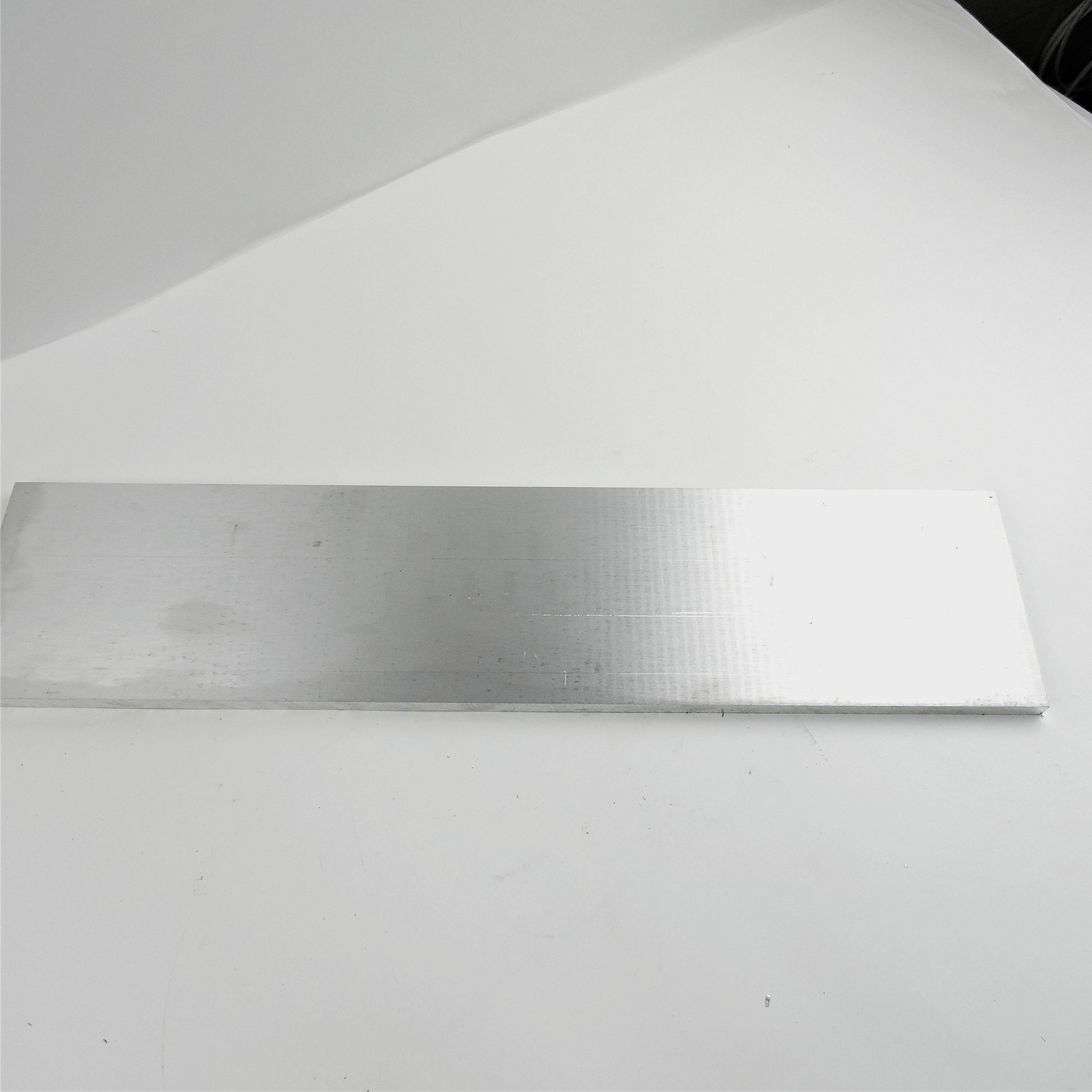 .625″ thick 5/8 Aluminum 6061 PLATE 5.875″ x 30.875″ Long sku 180779