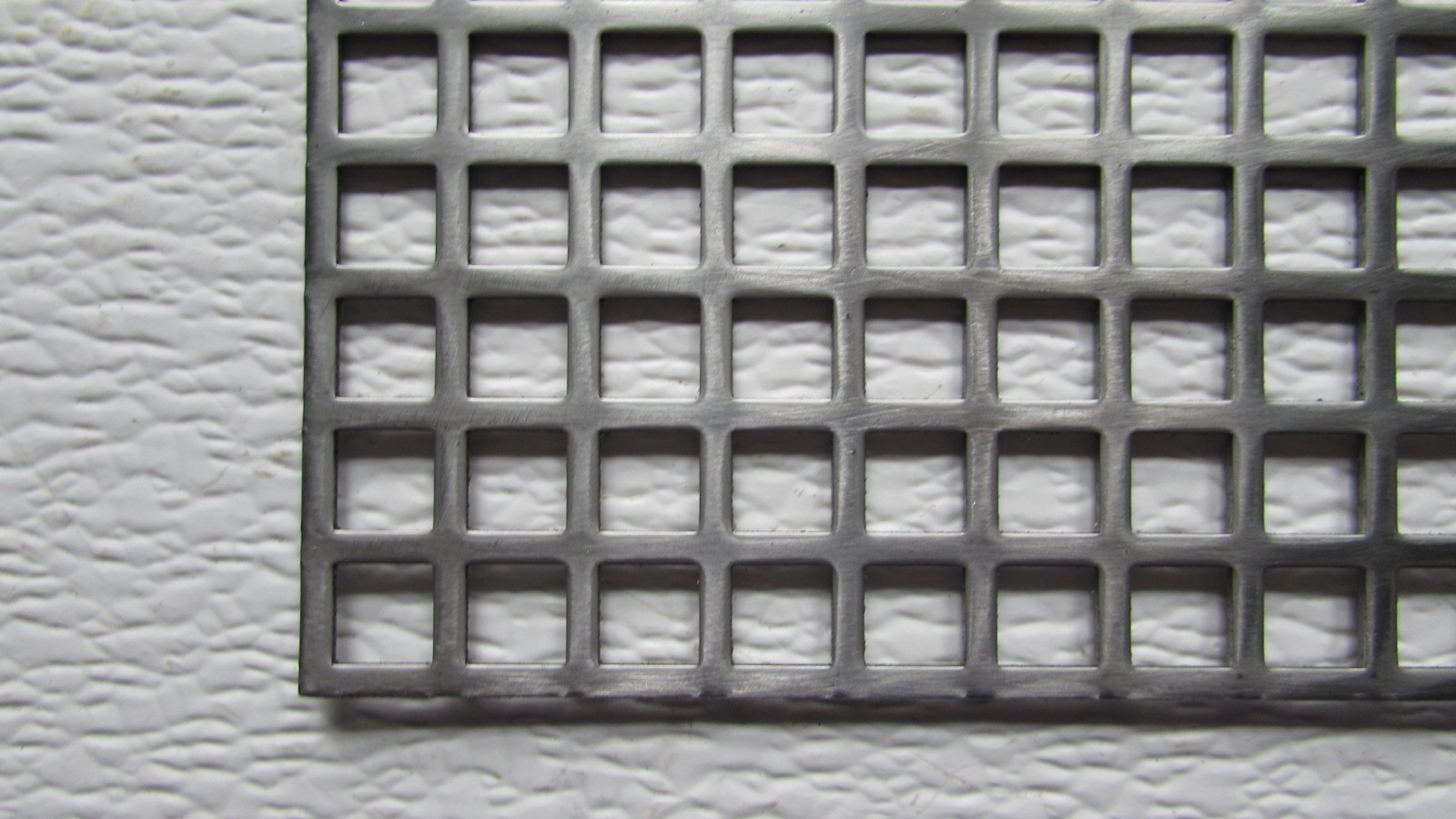 PERFORATED METAL 16 GAUGE–PLAIN STEEL– 3/8″ SQUARE ON 1/2″ CENTERS 6″ X 6″