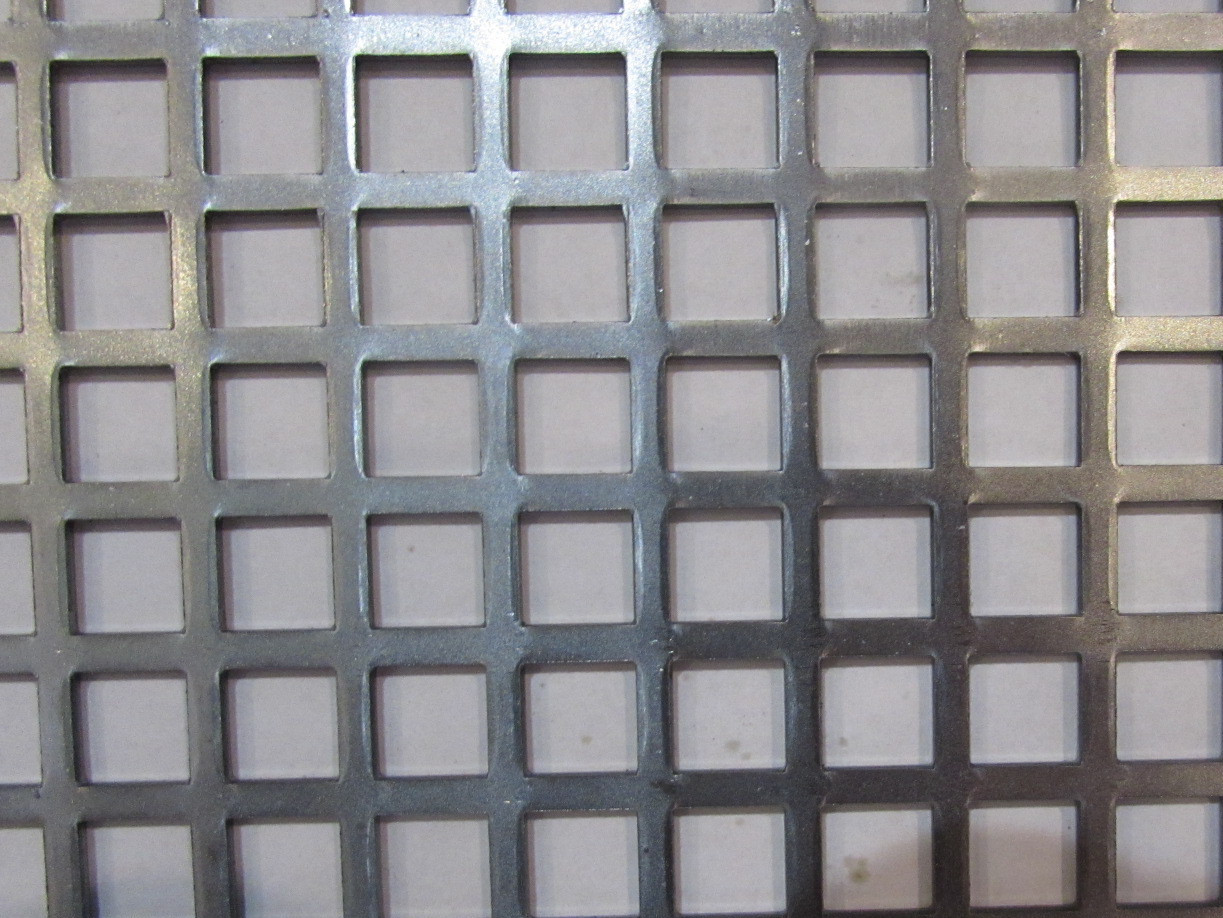 3/8 SQUARE PERFORATED METAL 16 GAUGE–PLAIN STEEL– 10-1/4″ X 29″