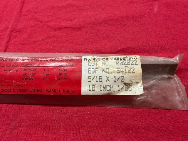 Starrett 5/16 x 1/2 x 18″ No. 496 Oil Hardening Ground Flat Stock – Rust – Old