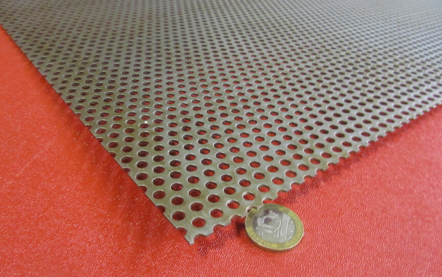 Perforated Staggered Steel Sheet .060″ Thick x 24″ x 24″, .187″ Hole Dia.