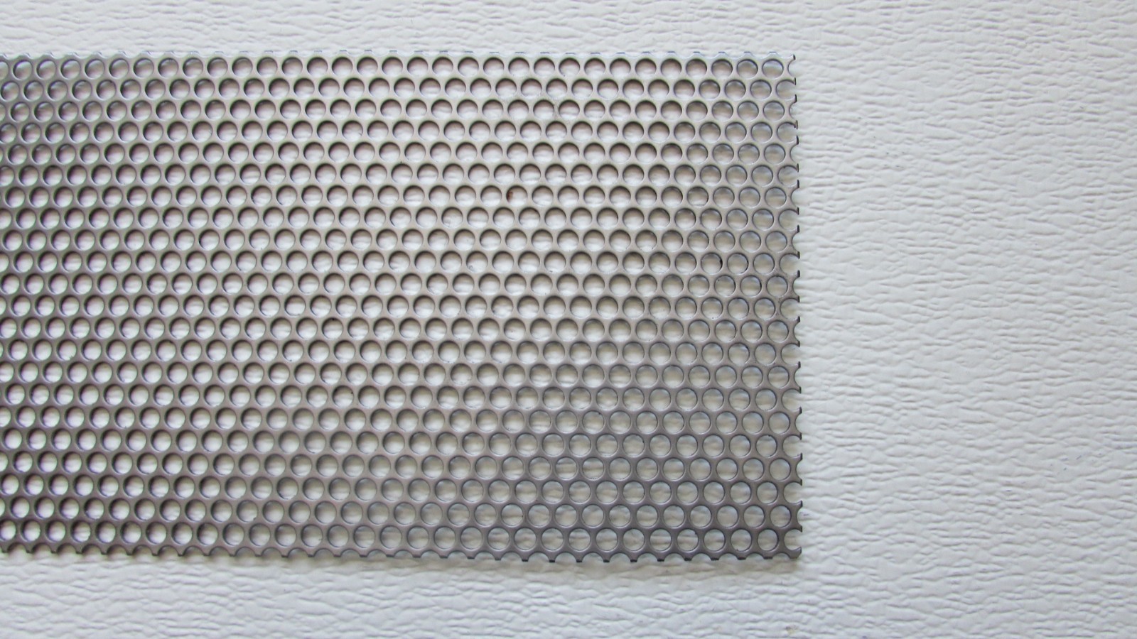 1/4″ HOLES – 16 GAUGE- 304 STAINLESS PERFORATED SHEET—4-3/4″ X 12-3/4″