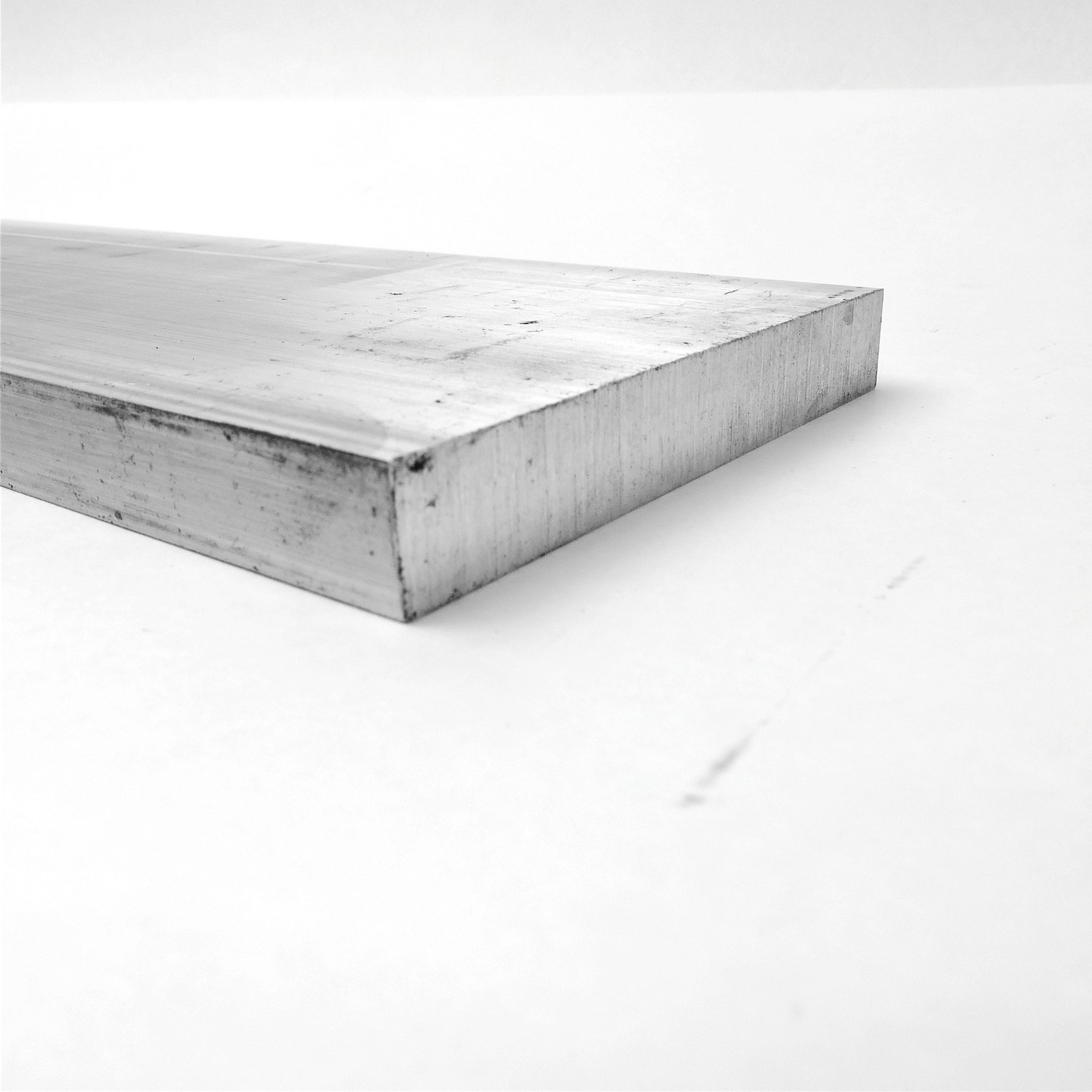 .75″ x 5″ Aluminum 6061 FLAT BAR 20″ Long new mill stock sku L690